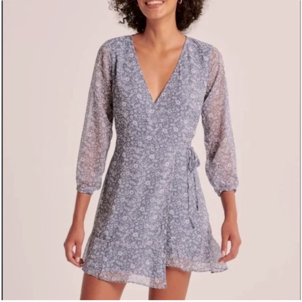 A&F Floral Chiffon Wrap Dress Size Small